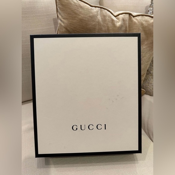 Gucci black leather boots with jewels - Picture 10 of 11